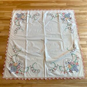 Vintage Embroidered Tablecloth Flower Baskets